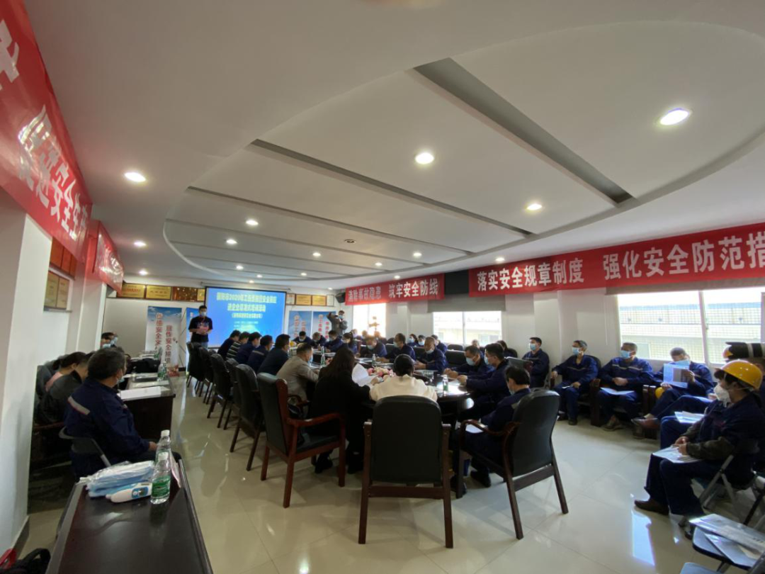 工伤预防进建衡 撑起职工保护伞