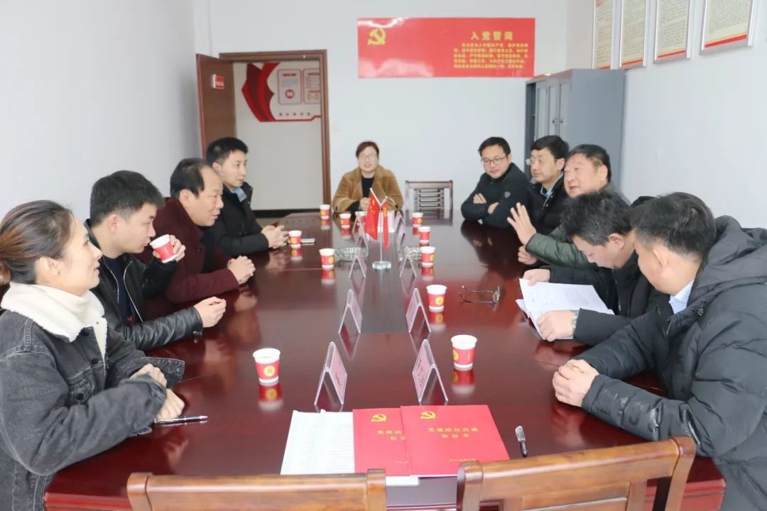 强强联手 合作共赢-建衡实业与红星化工签署战略合作协议